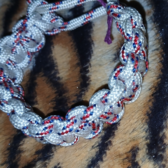 Paracord bracelets lot of 5 - Picture 4 of 5